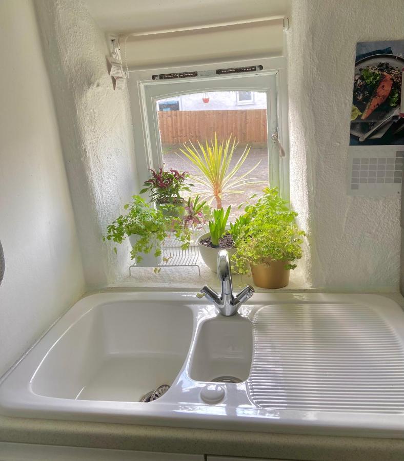 Idyllic Cornish Cottage, Superking Bed, Private Garden Dogs Welcome 特鲁罗 外观 照片