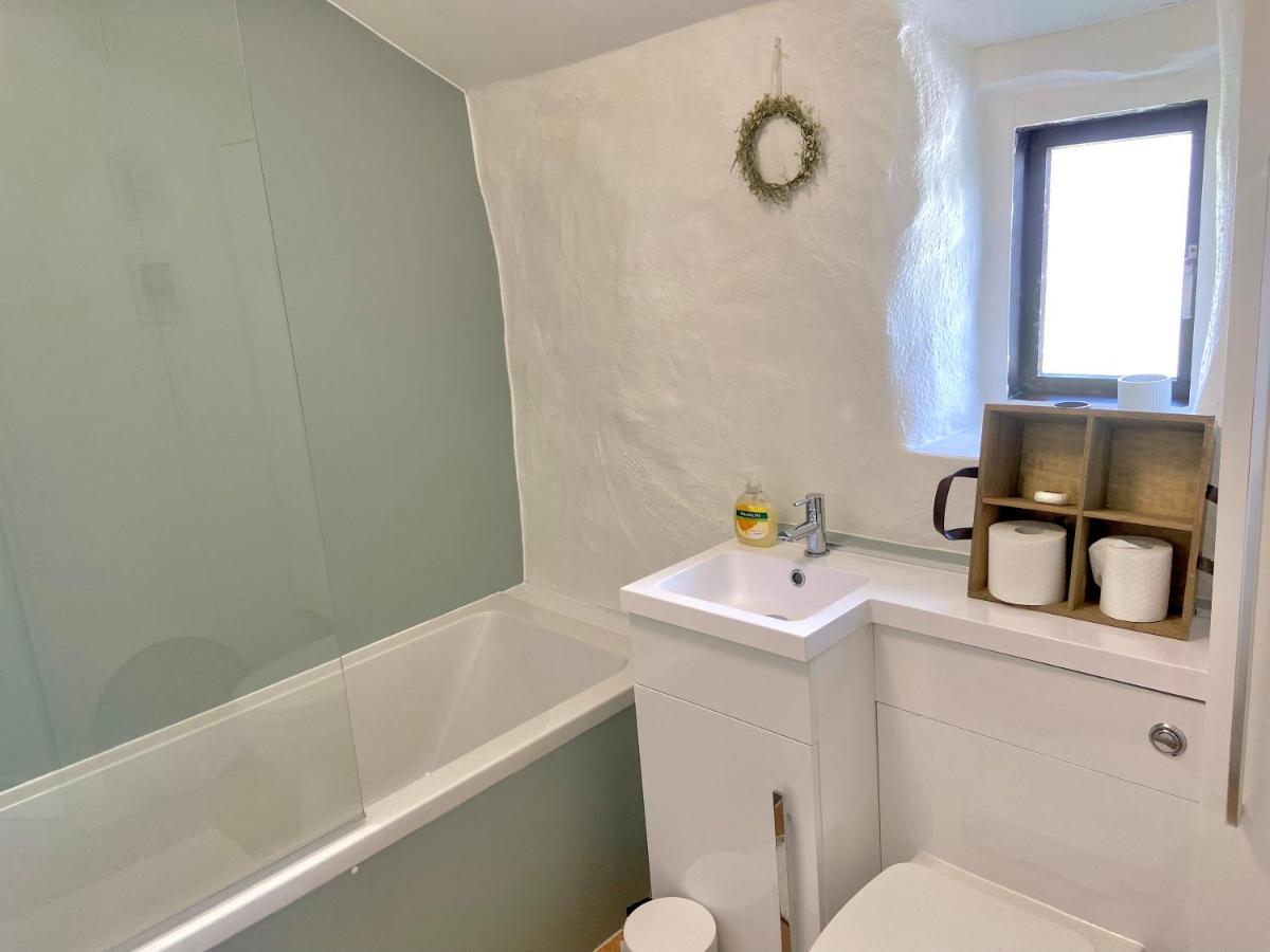 Idyllic Cornish Cottage, Superking Bed, Private Garden Dogs Welcome 特鲁罗 外观 照片
